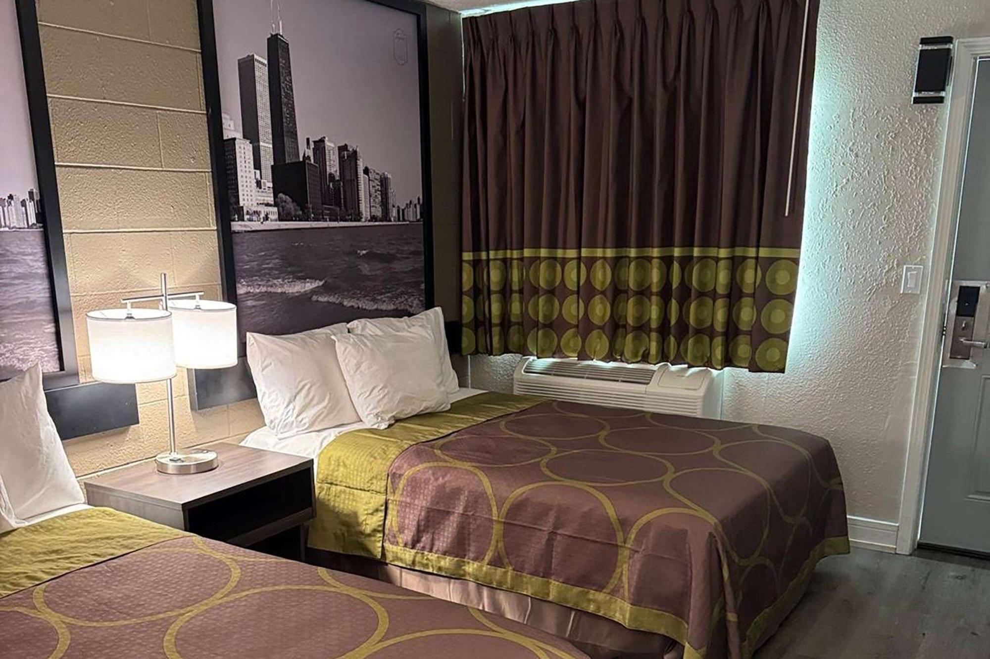Hotel Super 8 By Wyndham Rockford South Zewnętrze zdjęcie
